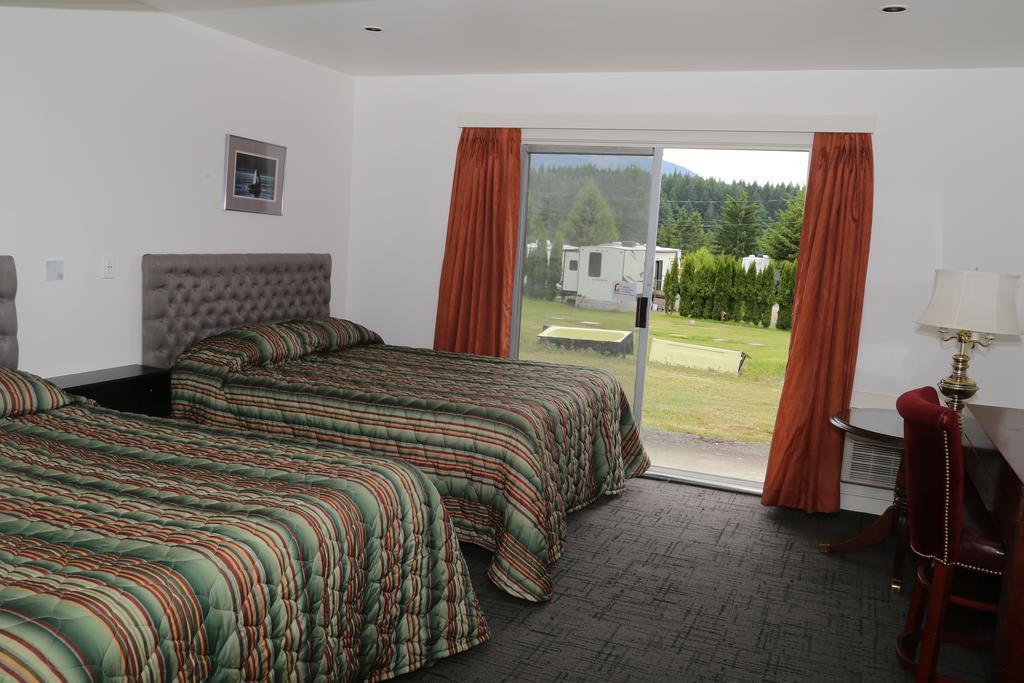Timberlodge Rv & Campground Port Alberni Ngoại thất bức ảnh